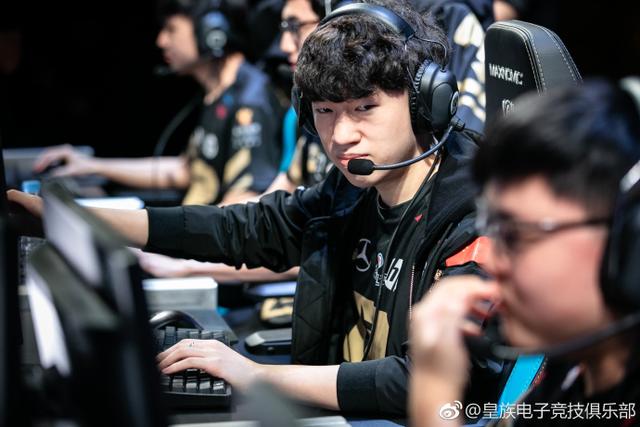 YABO-包含Uzi在C9比赛中精彩发挥，高光表现引发热议！的词条