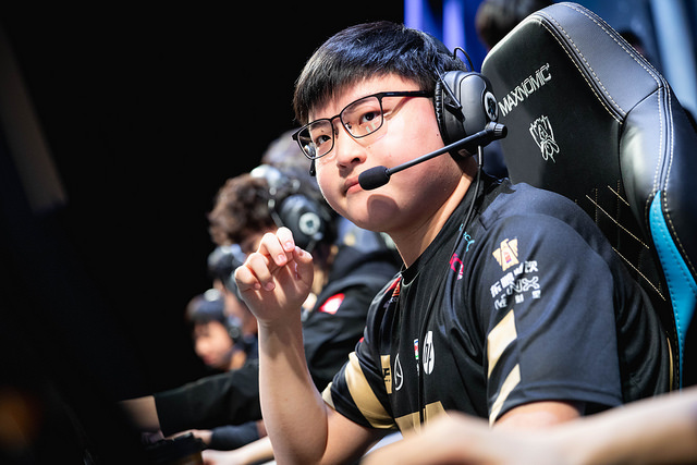 关于Uzi在MAD比赛中大胜,大胜引发热议!的信息 关于Uzi在MAD比赛中大胜,大胜引发热议!的信息