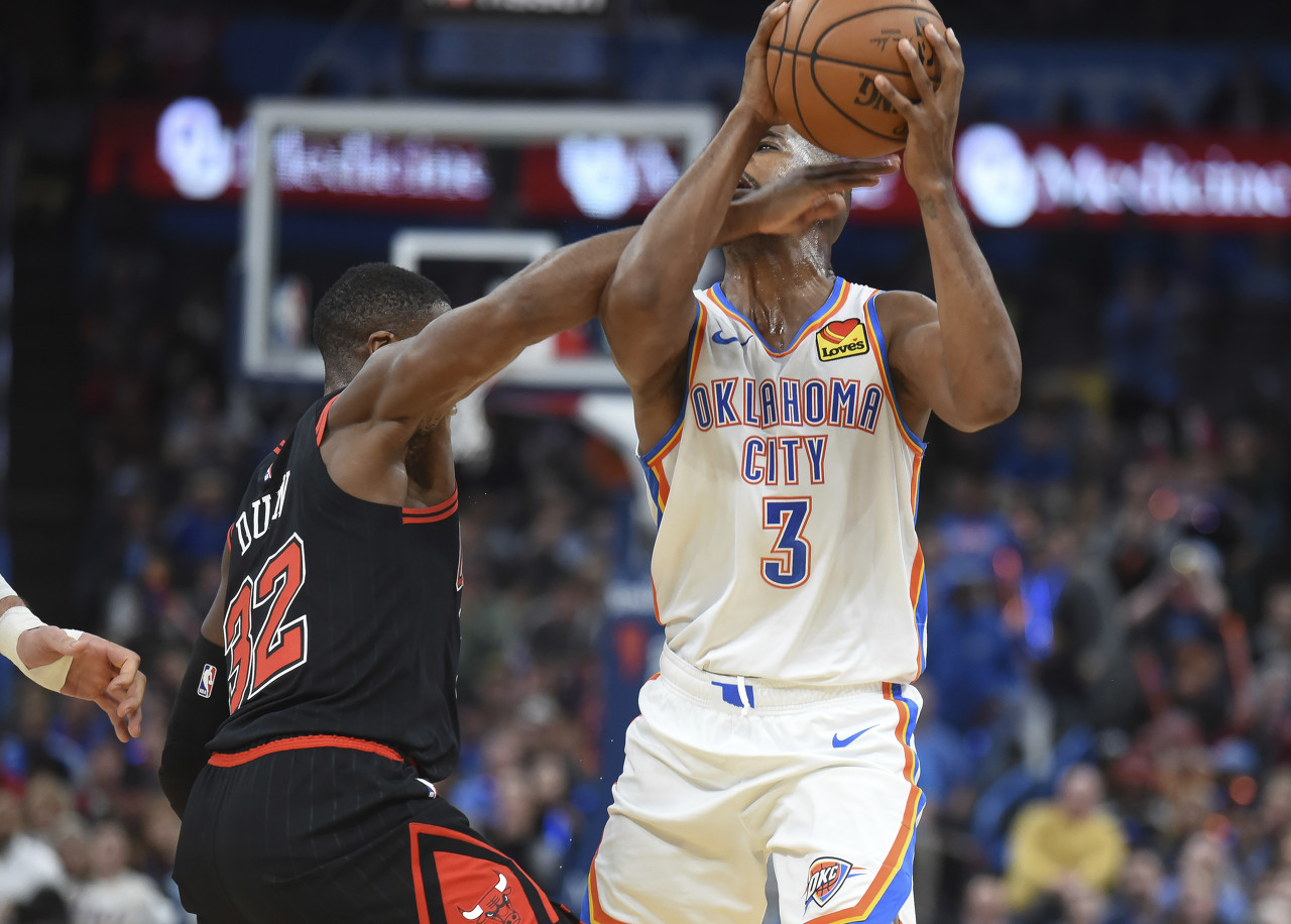 YABO-凯恩连续十场比赛得分超过惊险取胜，公牛挑战极限！的简单介绍